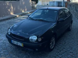 Toyota Corolla 5 lugares c/AC 1.3 gasolina 85cv