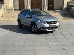 Peugeot 2008 BlueHDi 120ch S&S EAT6 Allure / ENTRETIEN COMPLET PEUGEOT CARPLAY