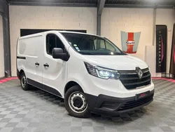 Renault trafic fourgon 2.0 dci 130 bvm6 amenage - isole / ct vierge / entretien complet / attelage