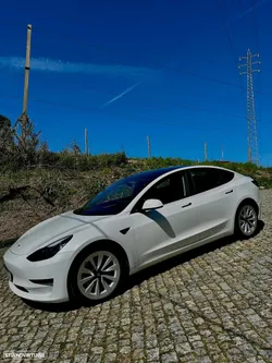 Tesla Model 3 Standard Range Plus RWD