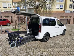 Citroën Berlingo 1.6 HDI  Rampa Cadeira Rodas / Mobilidade Reduzida