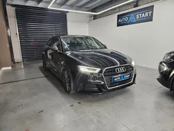 Audi A3 Sportback S line ultra phase 2 150 ch francais / virtual cockpit / camera 360 / car play filaire / regulateur de vitesse / feux et essuis glace automatique / phares full led / sièges cuir ...