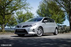 Toyota Auris 1.4 D-4D Exclusive+P.Sport