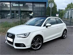 AUDI A1 1.6 TDi 105 S LINE + 3P TOIT OUVRANT XÉNONS LED RADAR