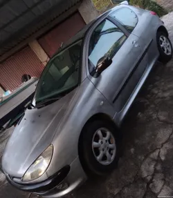 Peugeot 206 1.1cc gasolina, 3 portas Color Line
