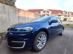 VW Golf E