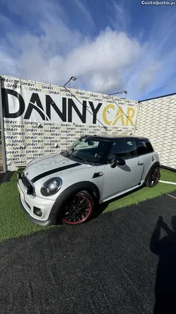 MINI Cooper Cooper D