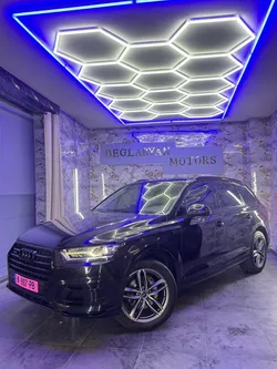 Audi Q7 V6 3.0 TDI Quattro ultra 272ch