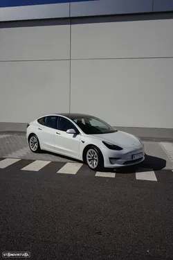 Tesla Model 3 Standard Range Plus RWD