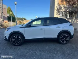 Peugeot 2008 PureTech 130 EAT8 GT