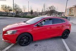 Volvo V40 D4 190cv Pele Integral e Teto Panorâmico