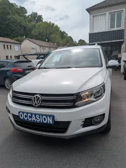 VOLKSWAGEN TIGUAN 2.0 TDI Bluemotion 110 SPORTLINE