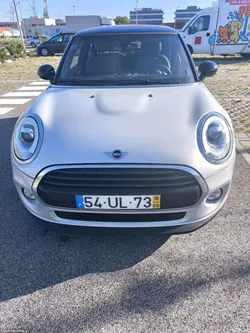 MINI Cooper D