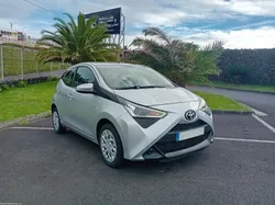 Toyota Aygo 1.0 X-PLAY - 72 Cv - 2021