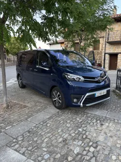 Toyota Proace 2,0-l-D-4D L1 (7-Si.) Autm. Verso Executive