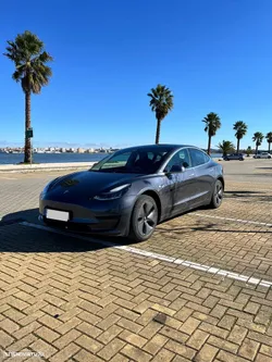 Tesla Model 3 Standard Range Plus RWD