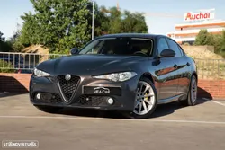 Alfa Romeo Giulia 2.2 D Ti AT8