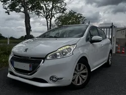 PEUGEOT 208 BUSINESS 1.6 e-HDi 92ch FAP BVM5 Business Pack