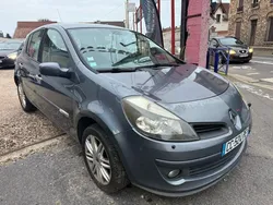 Renault Clio III 1.6 i 16V 110ch Finition Initale Kit Distribution Entretien À Jour