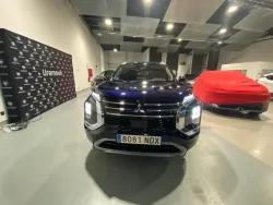 Mitsubishi Outlander PHEV Kaiteki 4WD