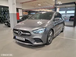 Mercedes-Benz B 180