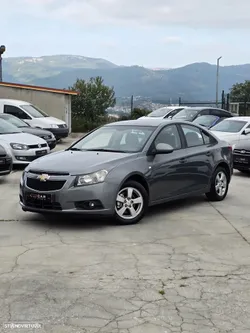 Chevrolet Cruze 1.6 LS