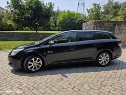 Toyota Avensis SW 2.0 D-4D Exclusive +Pele+GPS