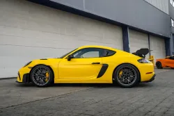Porsche Cayman GT4 RS PDK