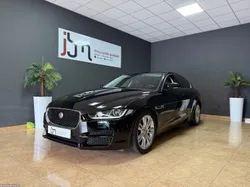Jaguar XE Auto. Portfólio