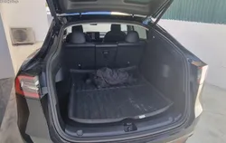 Tesla Model Y Longe range dual motor