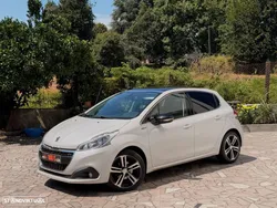Peugeot 208 1.2 PureTech GT Line