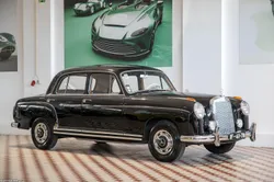 Mercedes-Benz 220 s