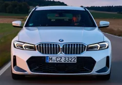 BMW 330 330e xDrive Touring