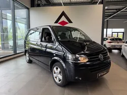 Volkswagen MULTIVAN 2.0 TDI 140CH 4MOTION /7 PLACES / ENTRETIEN A JOUR / DOUBLE CLÉS / PORTES COULISSANTES ..