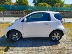 Toyota iQ 1.0 VVT-i