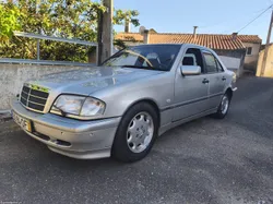 Mercedes-Benz C 250 Turbodiesel