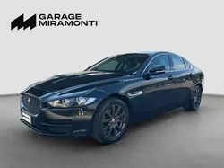 Jaguar XE 2.0D Prestige 180ch - CarPlay - Start&Stop - 149 900km