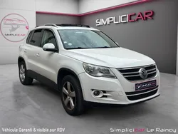VOLKSWAGEN TIGUAN 2.0 TDI 150 4X2 DSG PH2 150Ch Entretien complet Carplay Toit ouvrant Camera de recul Garantie 12 mois