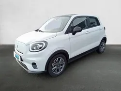 LEAPMOTOR T03 - Design