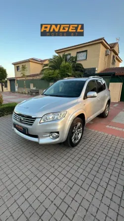 Toyota RAV 4 2.2D-CAT Executive Cross Sport Aut.