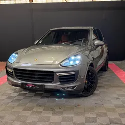 PORSCHE CAYENNE 4.8 V8 520 ch Turbo Tiptronic A / Suivi Porsche