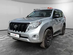 TOYOTA Land Cruiser X 177 D-4D - 2ème main