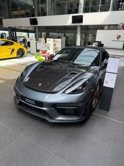 Porche 718 982 Spyder RS 500 cv PDK véhicule neuf disponible malus à prévoir pour la France tva récupérable