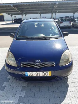 Toyota Yaris 1.0 Base