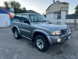 NISSAN PATROL Y61 GR 3.0Di 160 cv 3 PORTES ATTELAGE PREMIÈRE MAIN ENTRETIENT COMPLET À JOUR