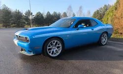 Dodge Chalenger V8 , 5.7 HEMI