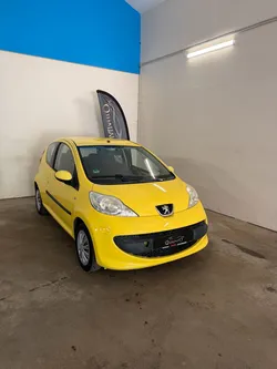Peugeot 107 1.0i 68cv 3P Boite automatique