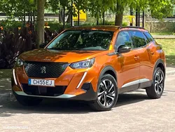 Peugeot 2008 PureTech 130 EAT8 Allure Pack