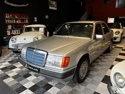 Mercedes W124 rare E250d TURBO 126ch 5 cylindres Bvm5, Superbe état, 1992 Française