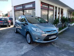 Ford Fiesta Titanium 1.4 TDCi 68cv (Apenas 56.000 Kms)